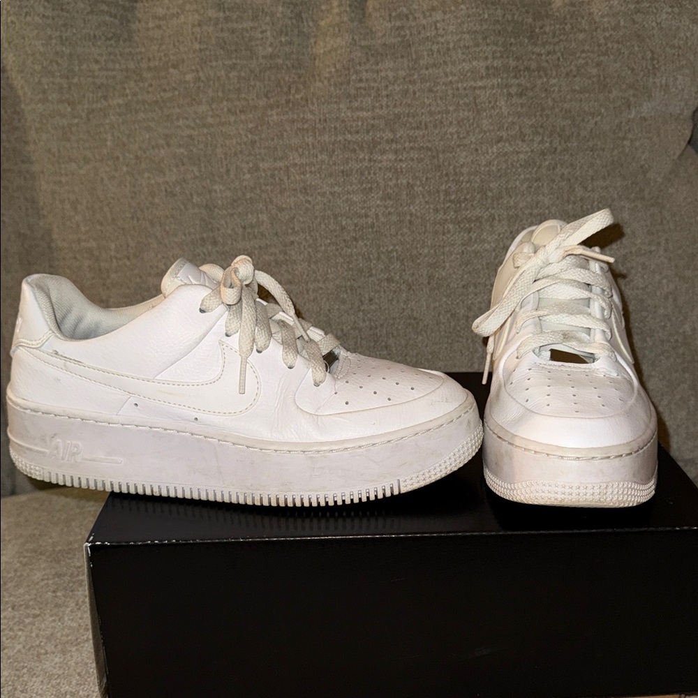 Nike AF 1 Women's White Sneakers